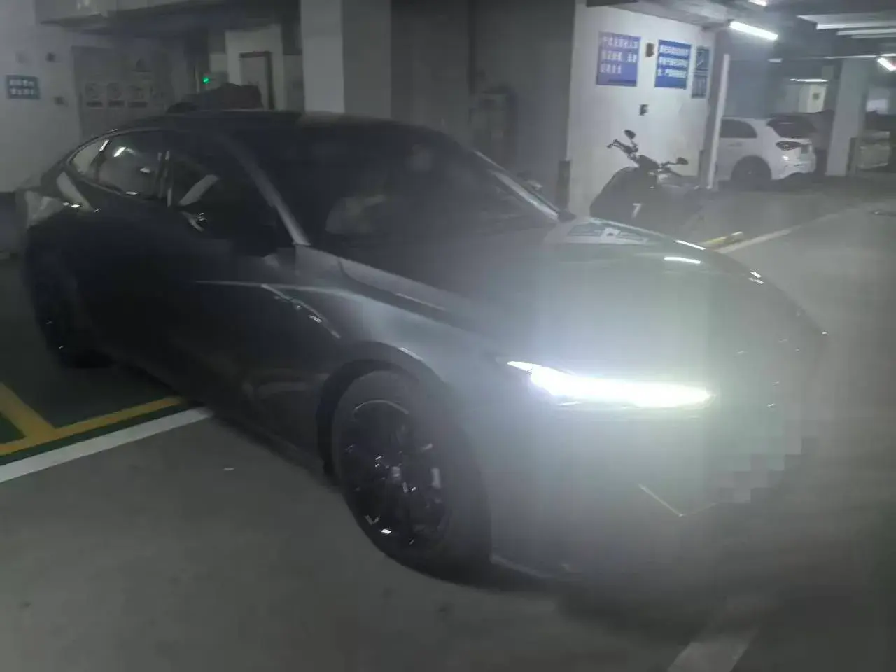 2023 CHANGAN UNI-V thumbnail 3