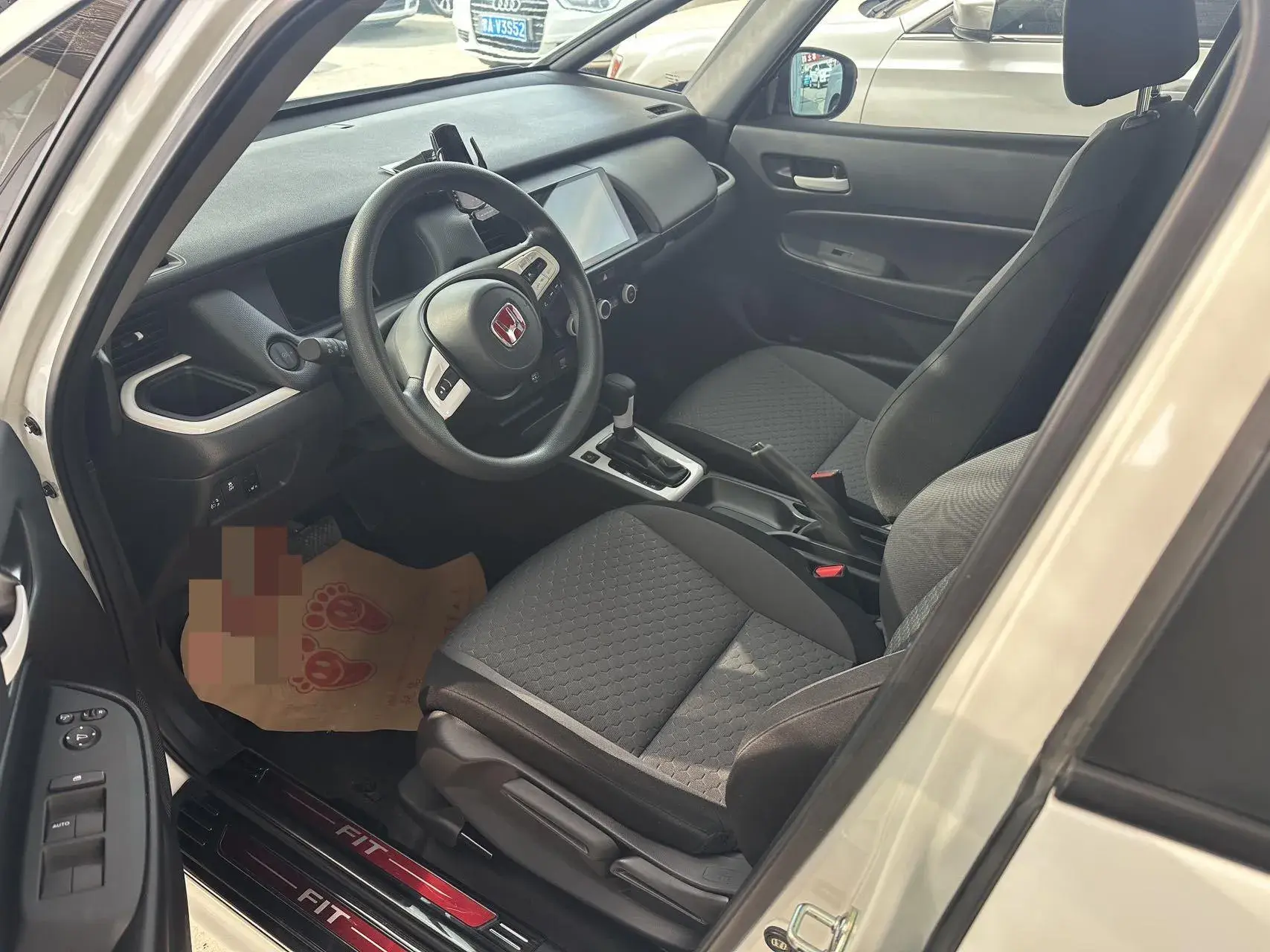 2022 HONDA FIT thumbnail 4