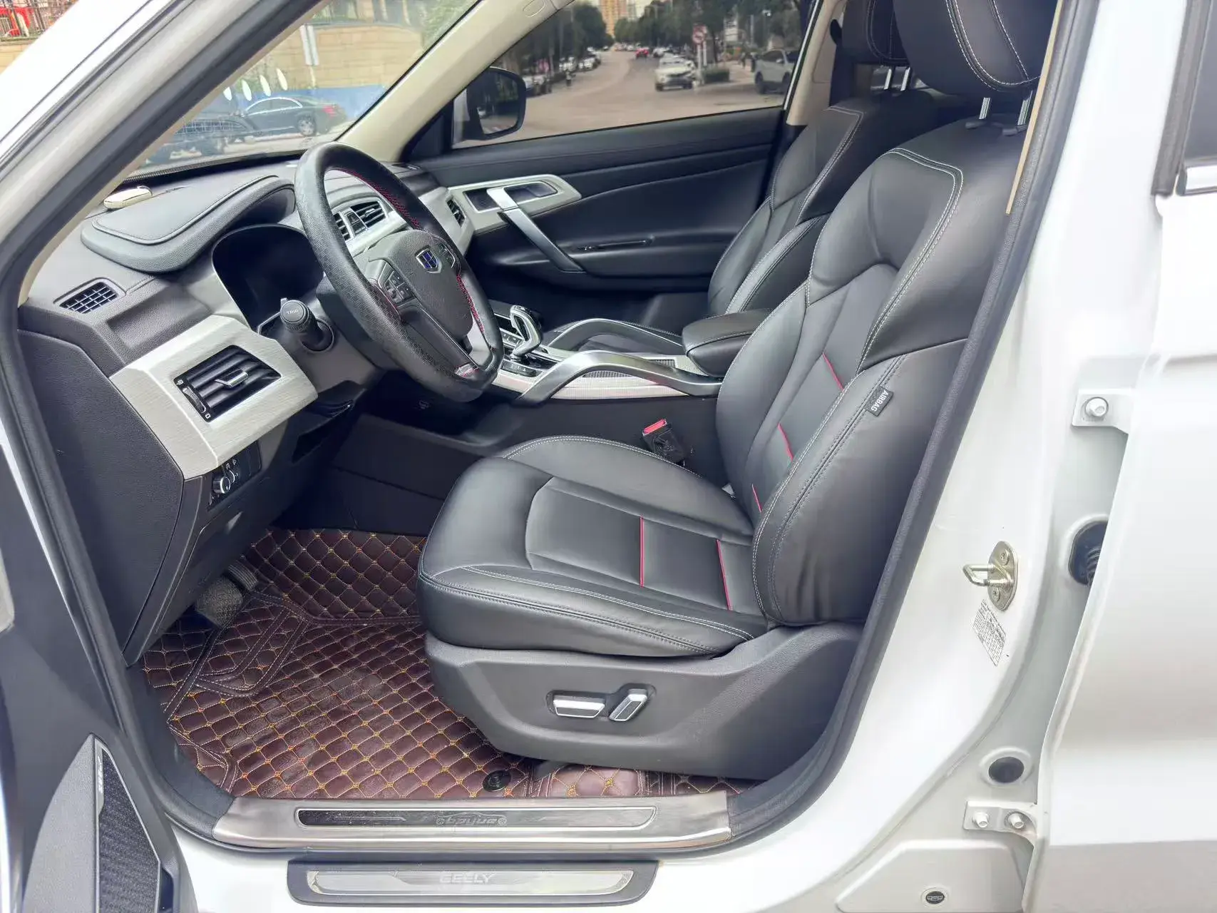 2020 GEELY AZKARRA thumbnail 4