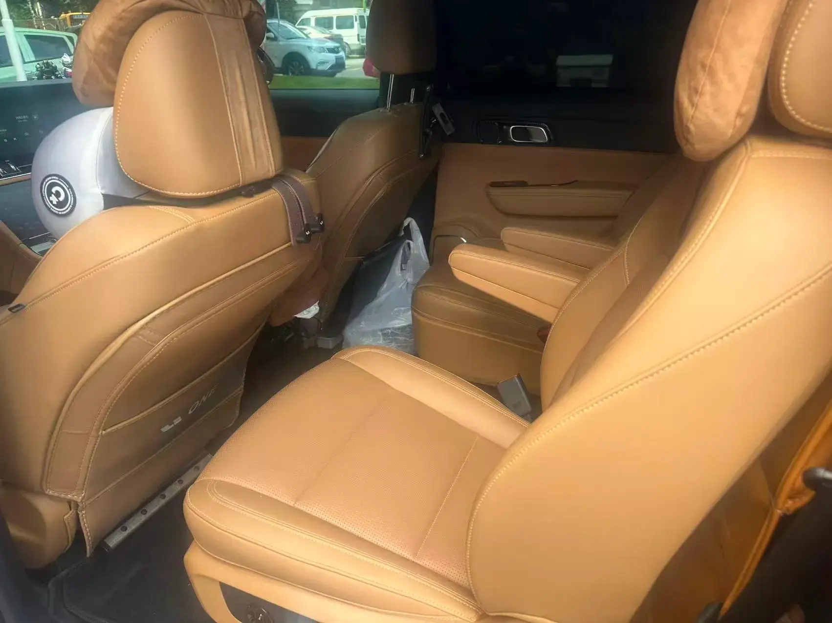 2021 LI ONE thumbnail 3