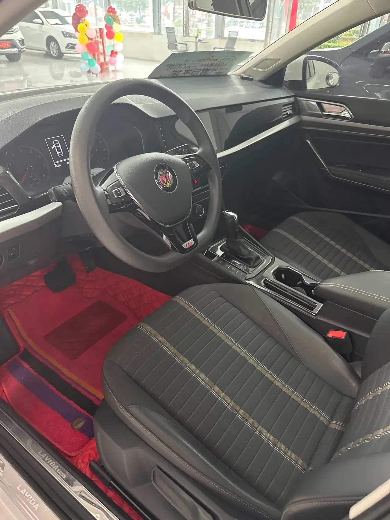 2019 VOLKSWAGEN LAVIDA thumbnail 3