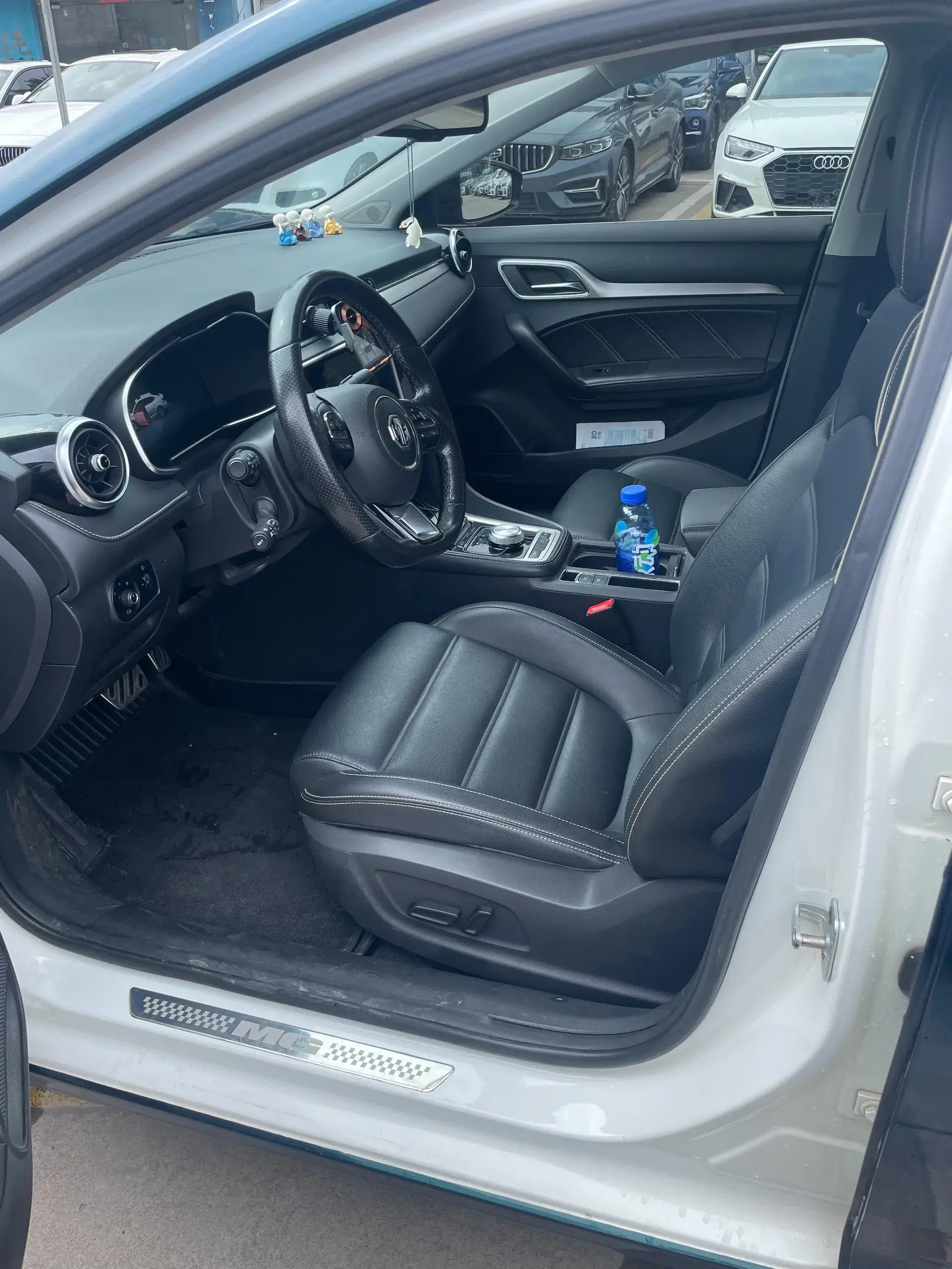 2018 MG 6 thumbnail 4