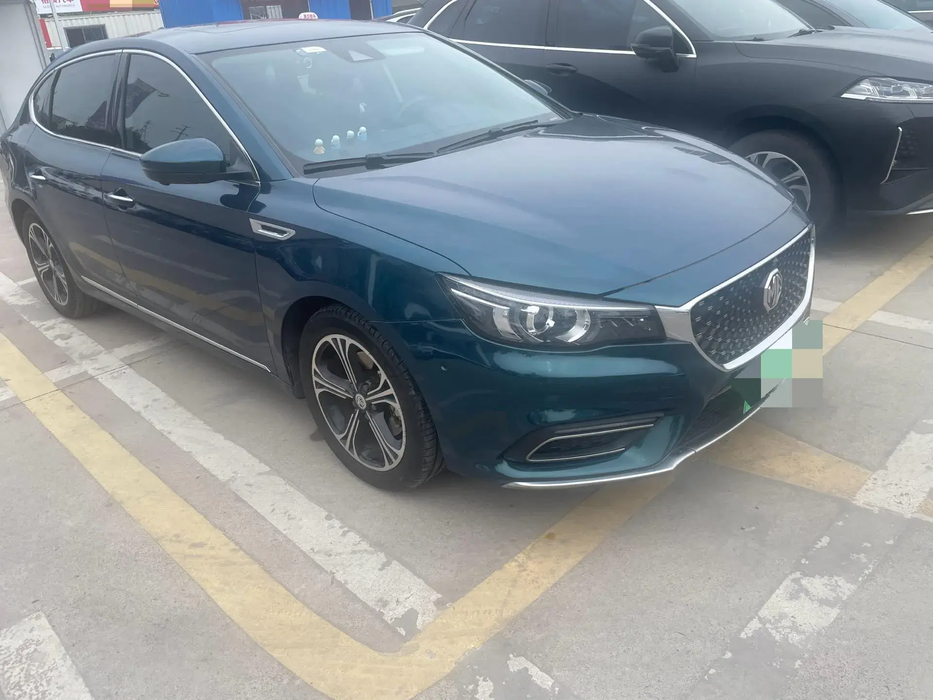 2018 MG 6 thumbnail 2