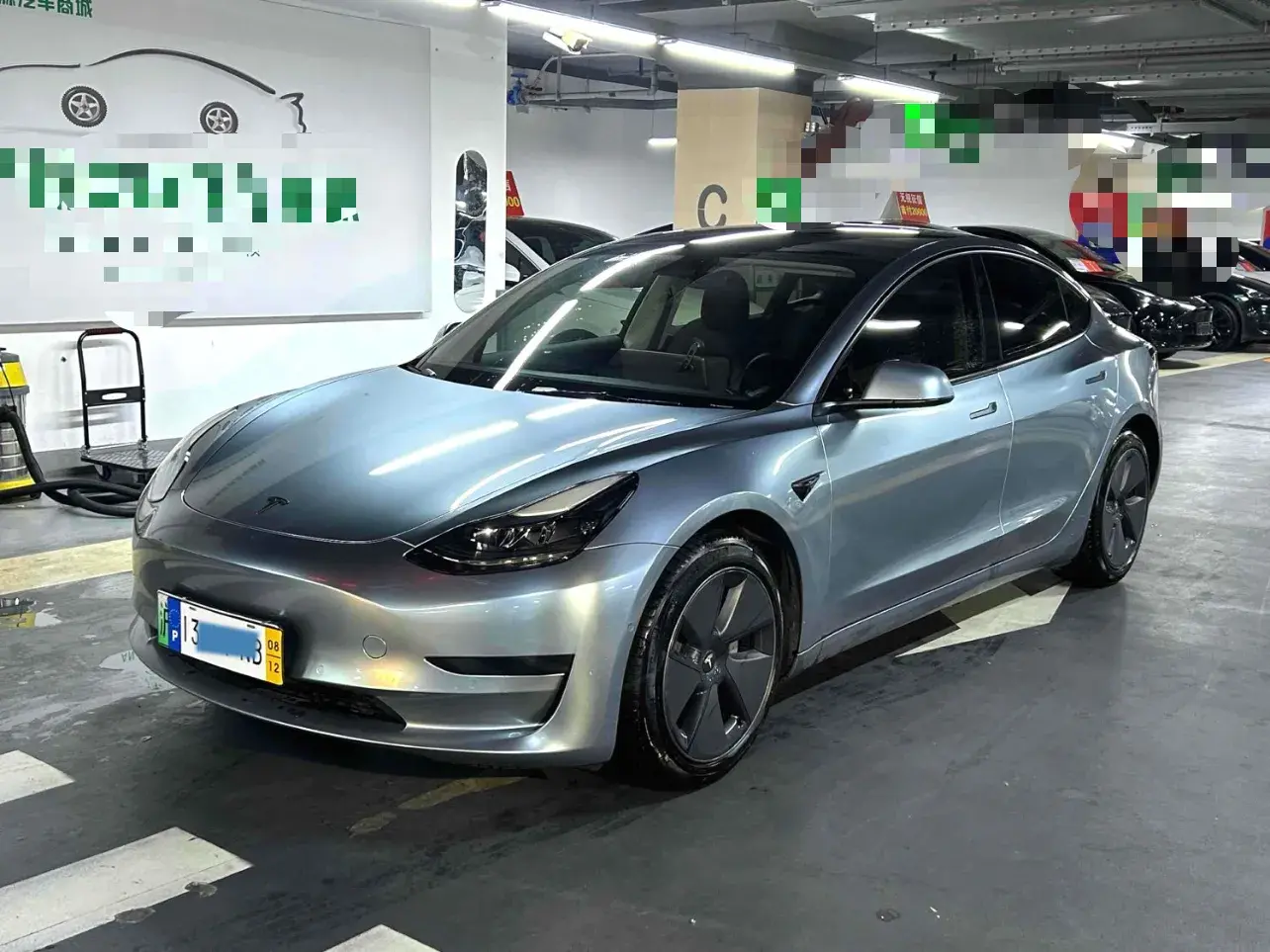 2022 TESLA MODEL view 1