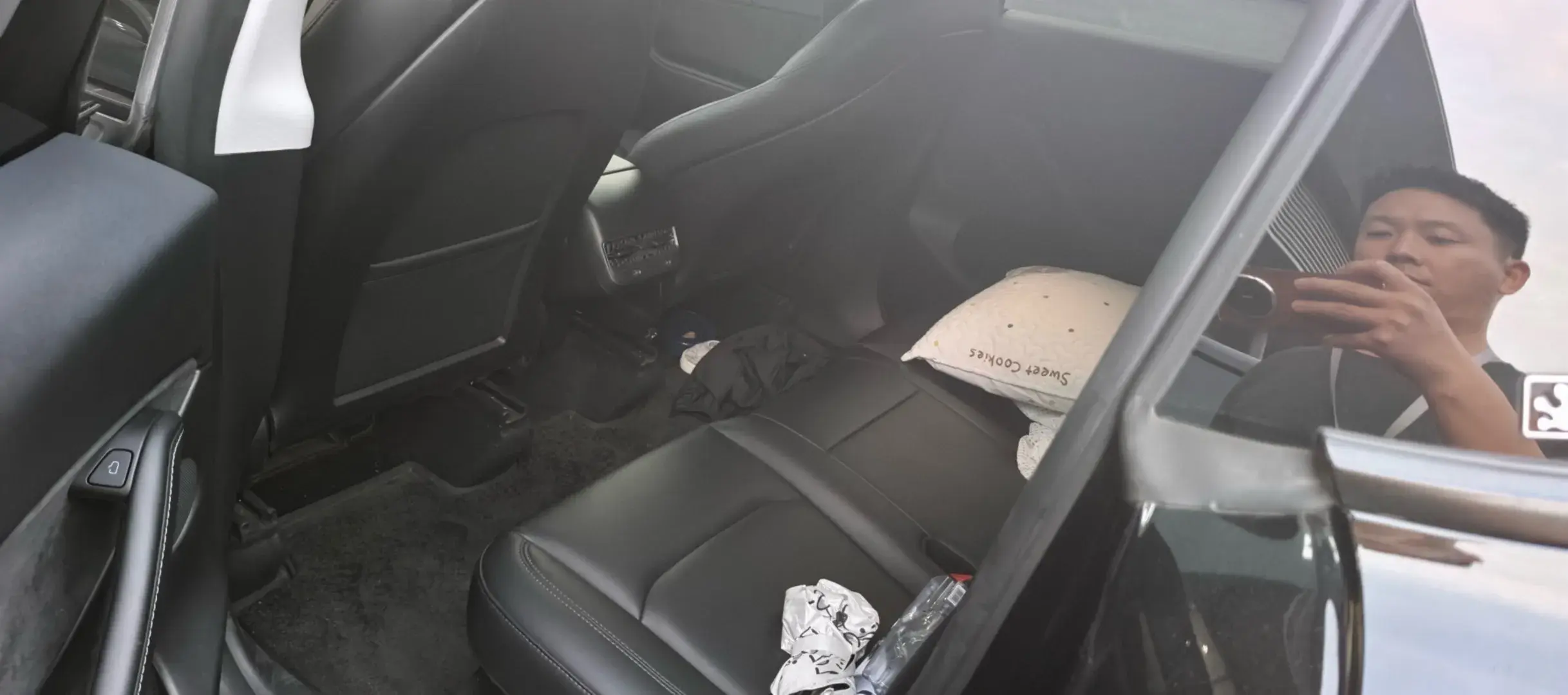 2022 TESLA MODEL thumbnail 4