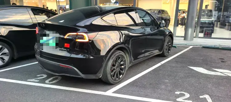 2022 TESLA MODEL thumbnail 2