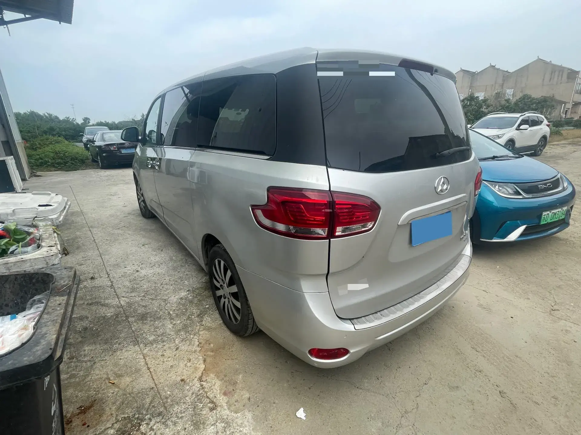 2014 MAXUS G10 thumbnail 3