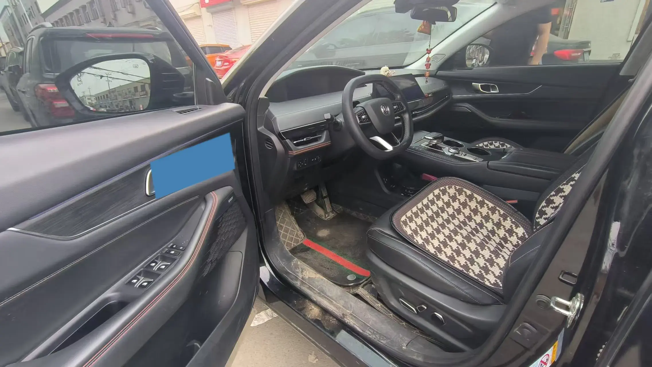 2021 CHANGAN UNI-K thumbnail 3