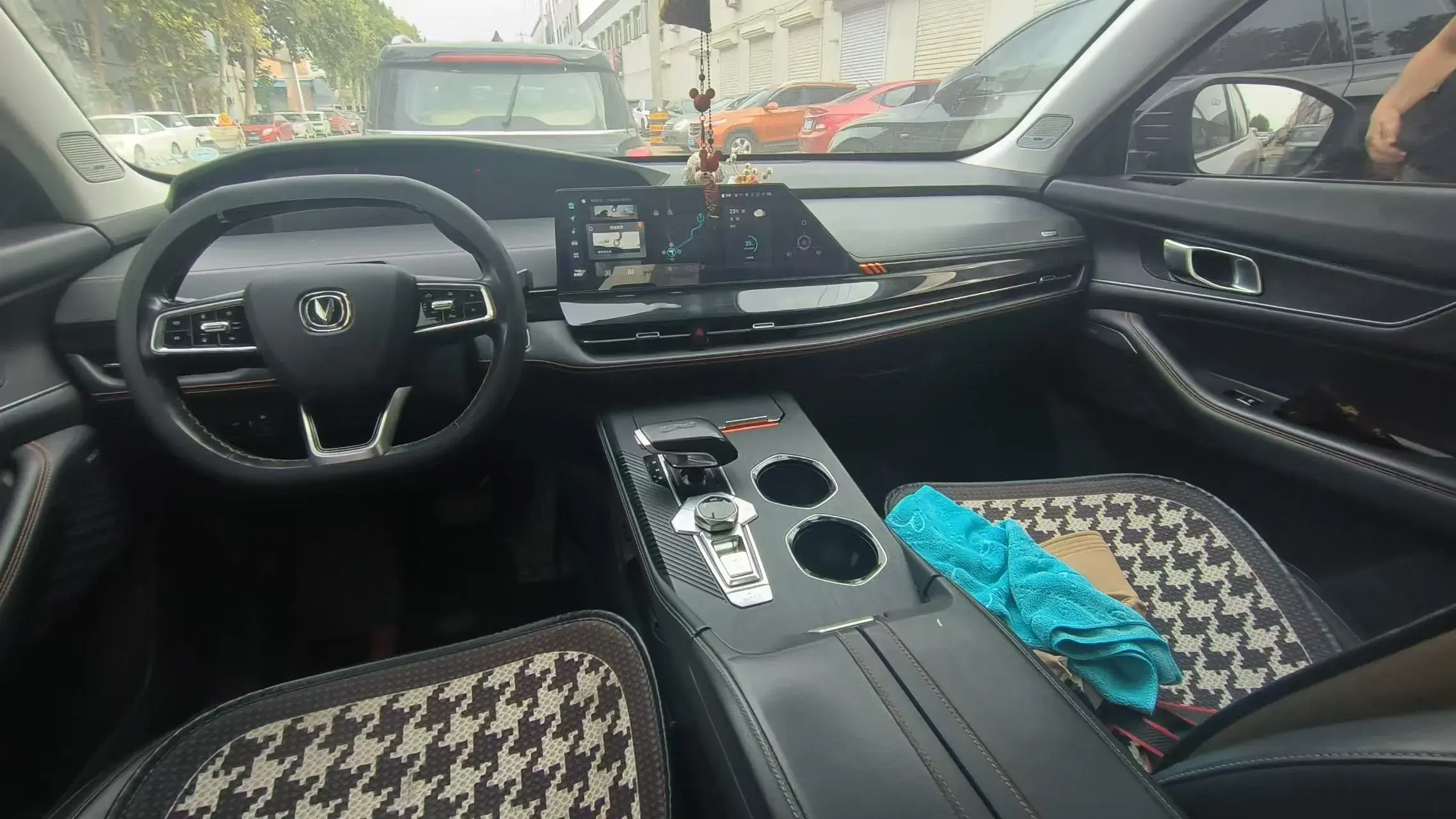 2021 CHANGAN UNI-K thumbnail 2