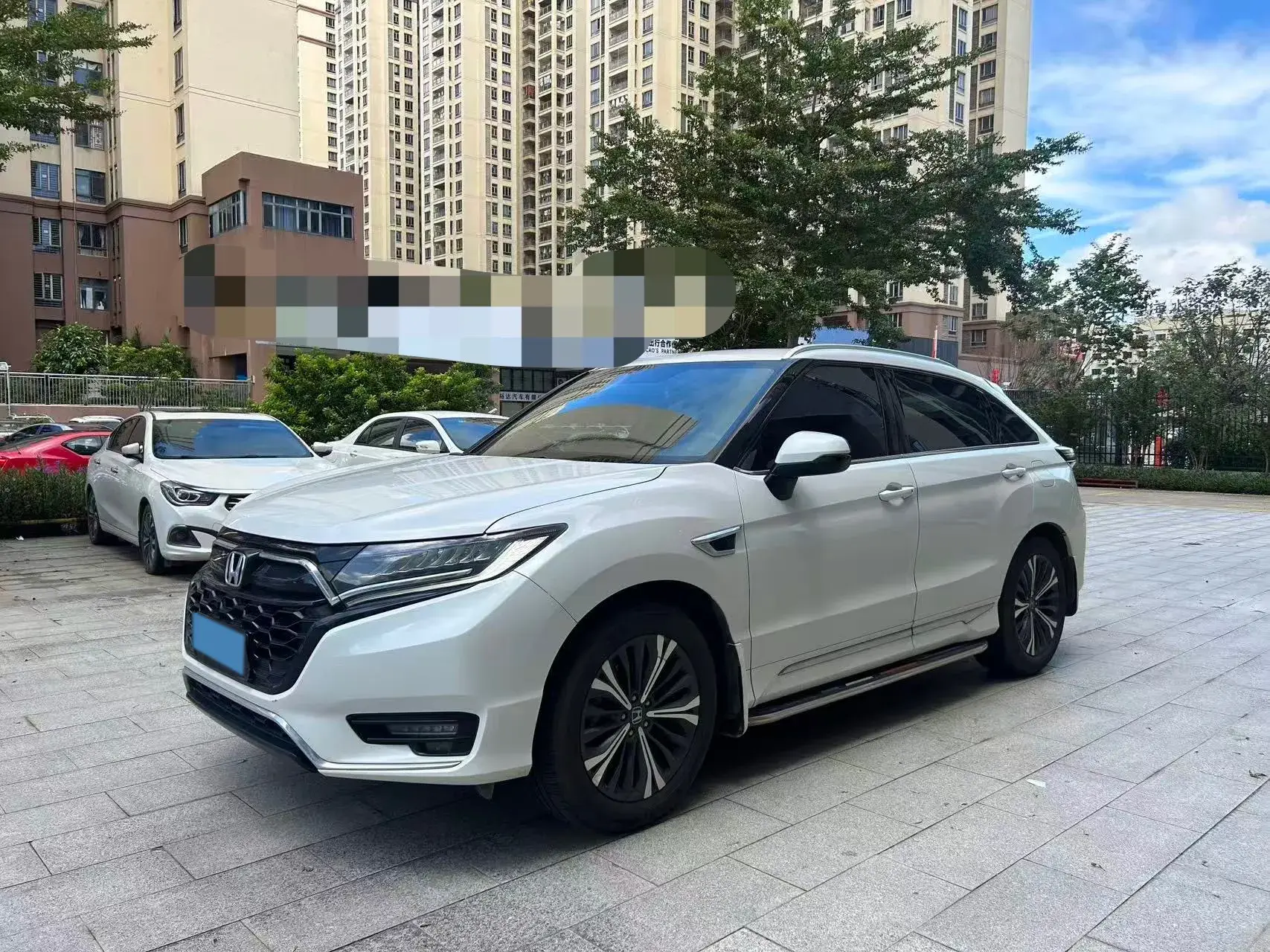 2020 HONDA UR-V view 1