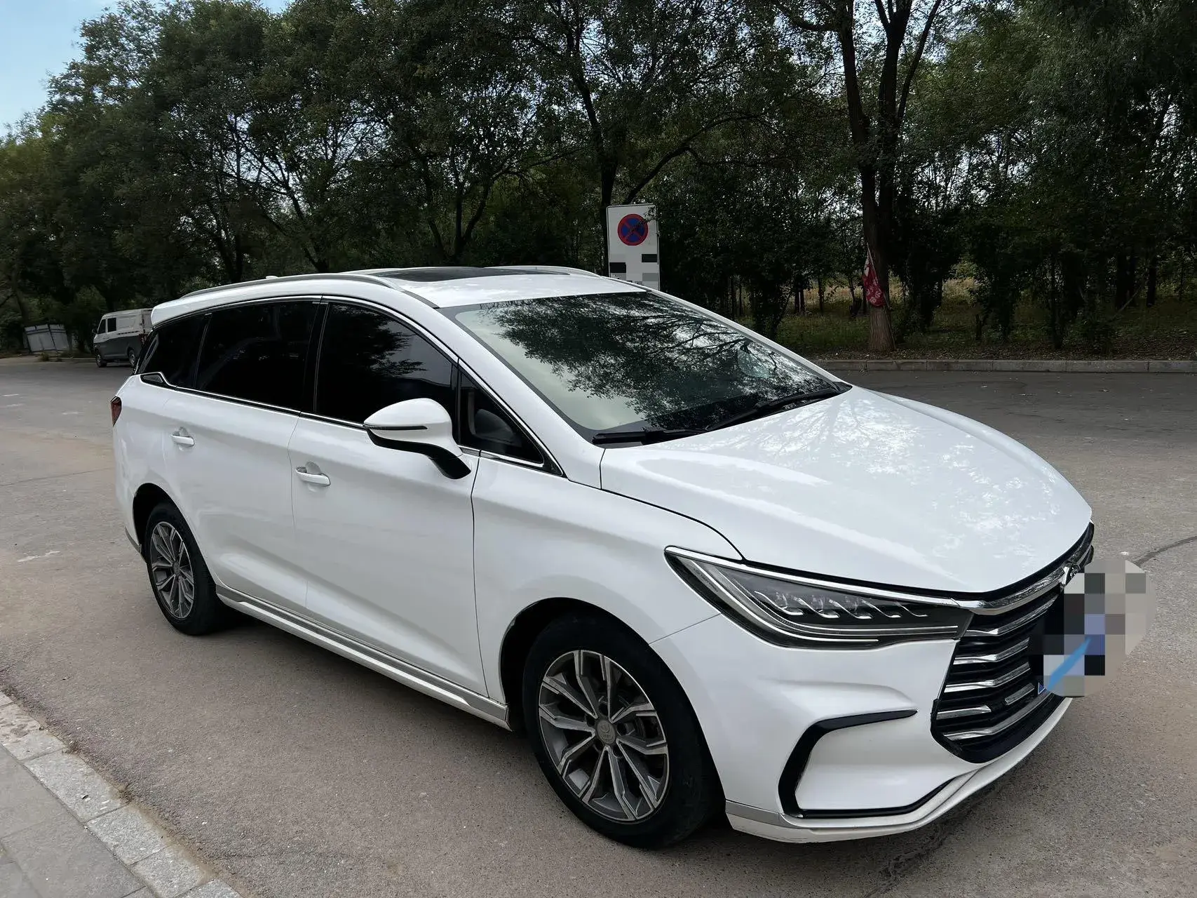 2021 BYD SONG thumbnail 3