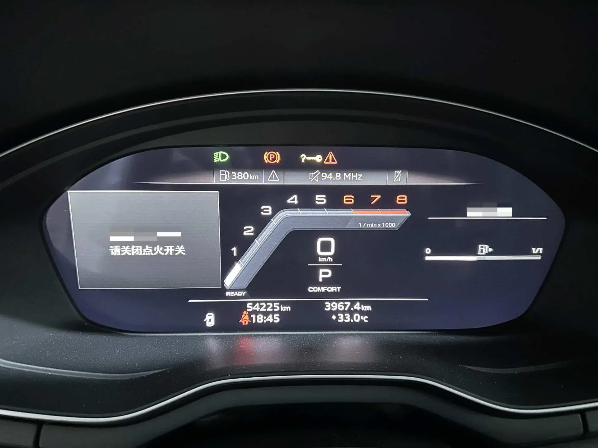 2022 AUDI A4L thumbnail 3