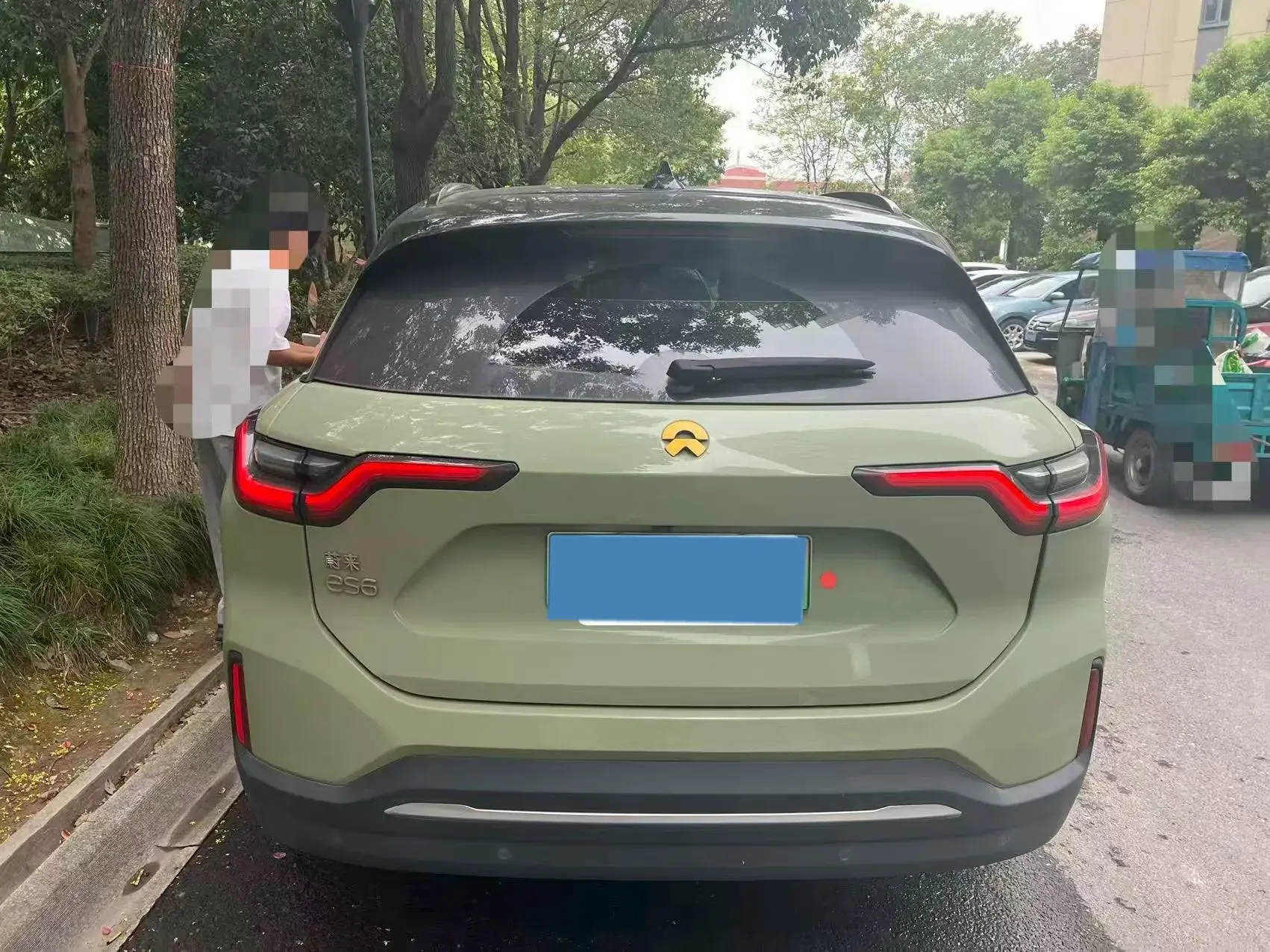 2020 NIO ES6 thumbnail 3