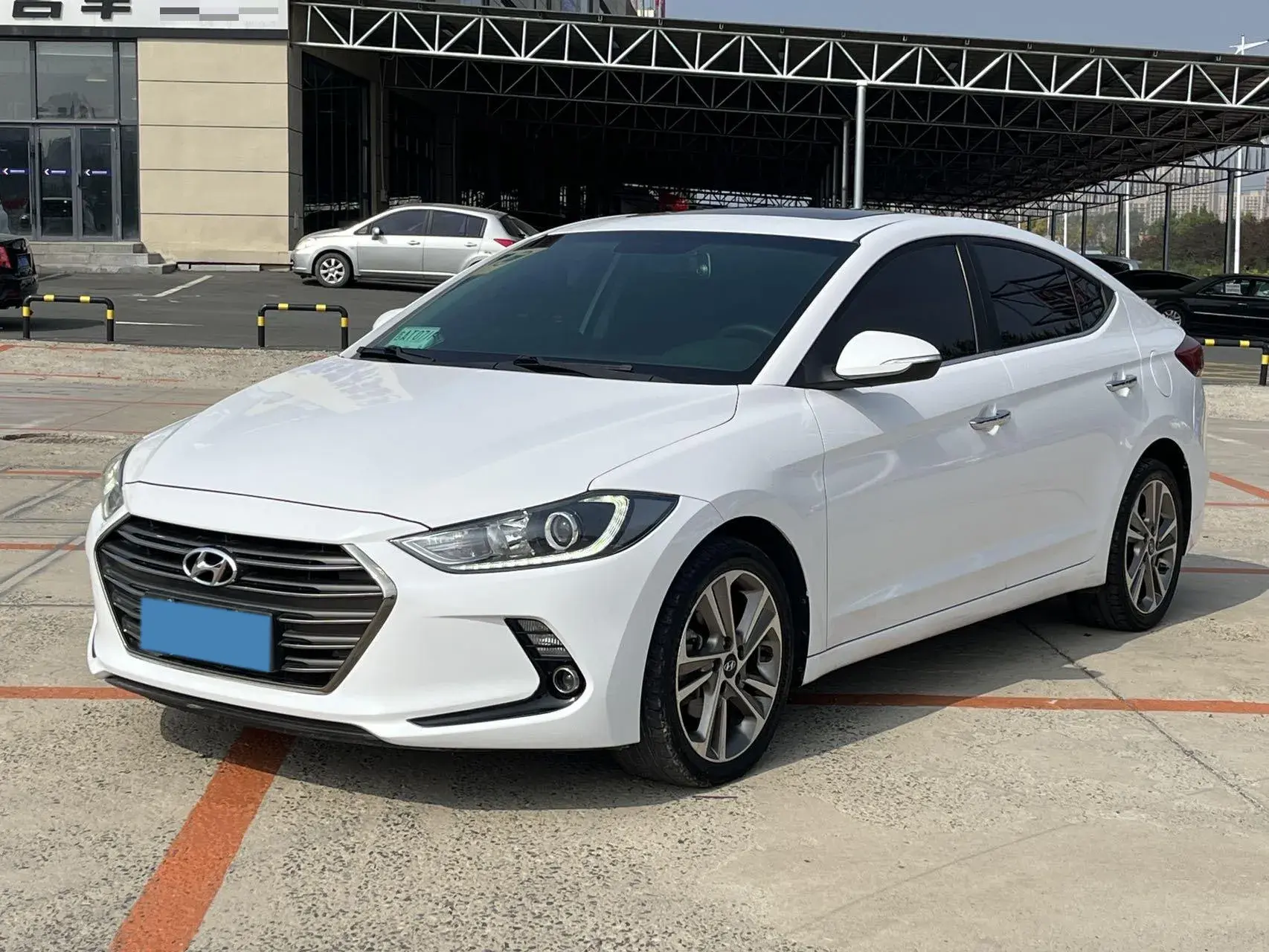 2016 HYUNDAI ELANTRA view 1