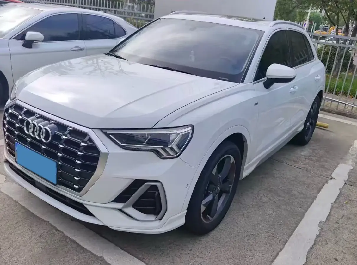 2021 Audi Q3 2.0T 186HP L4 7DCT