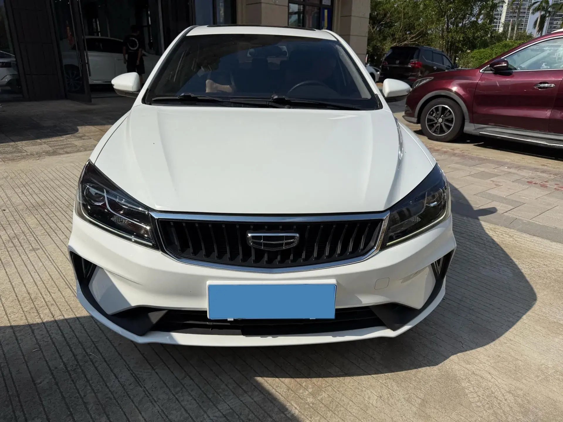 2021 GEELY EMGRAND thumbnail 2