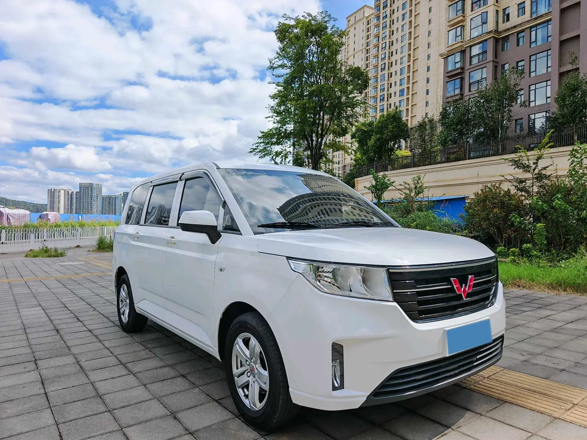 2021 WULING HONGGUANG thumbnail 3