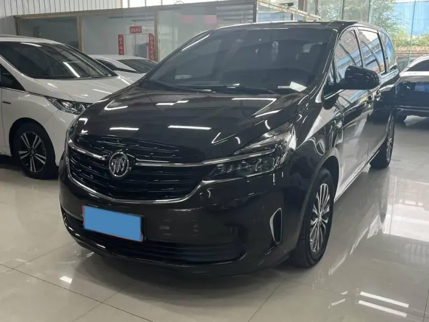 2022 BUICK GL8 view 1