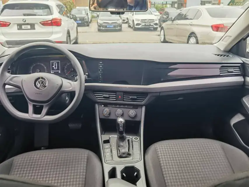 2020 VOLKSWAGEN BORA thumbnail 2