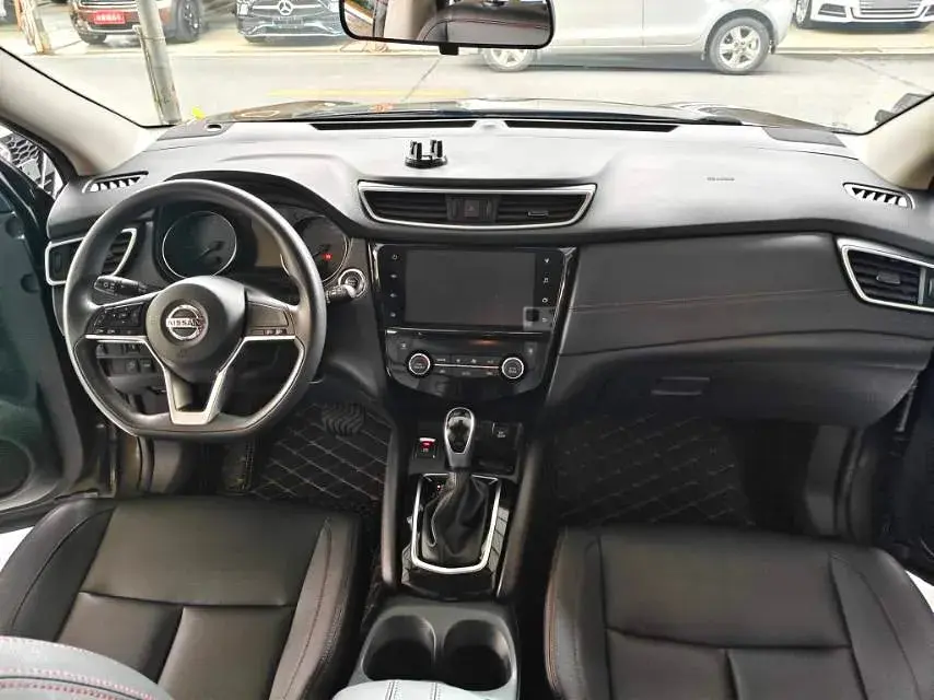 2022 NISSAN QASHQAI thumbnail 4