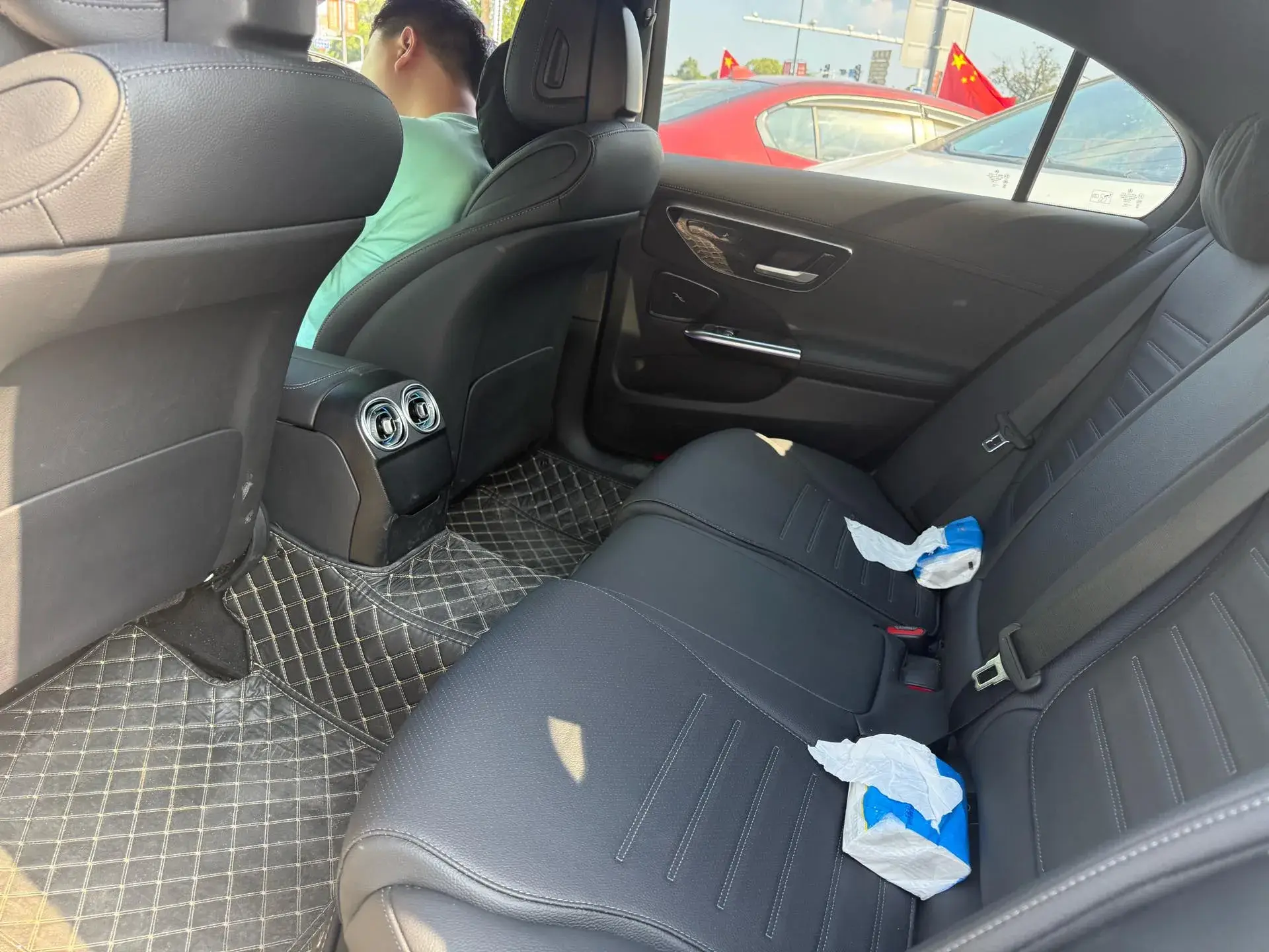 2024 MERCEDES-BENZ C thumbnail 4