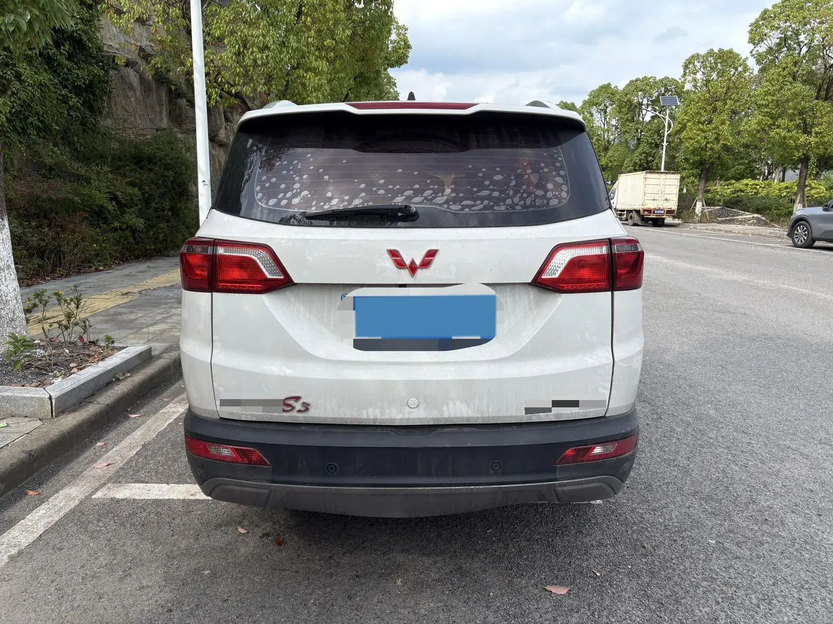 2018 WULING HONGGUANG thumbnail 2