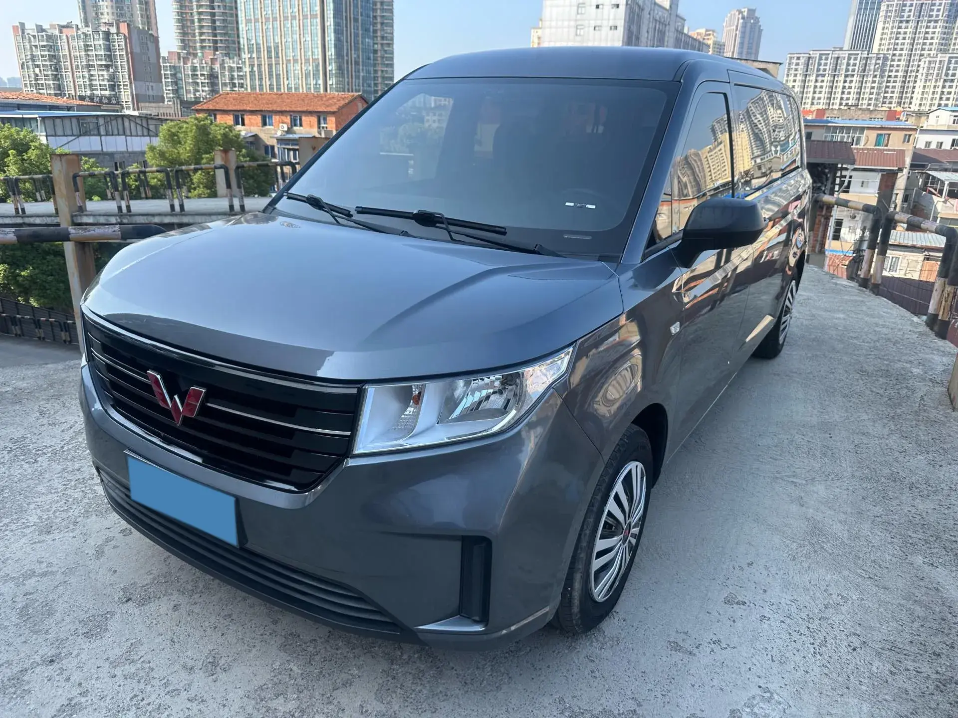 2022 WULING ZHENGCHEN view 1