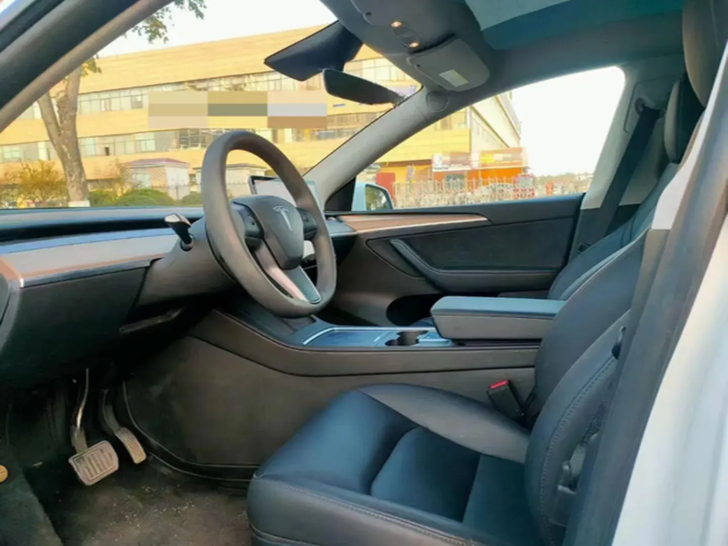 2022 TESLA MODEL thumbnail 4