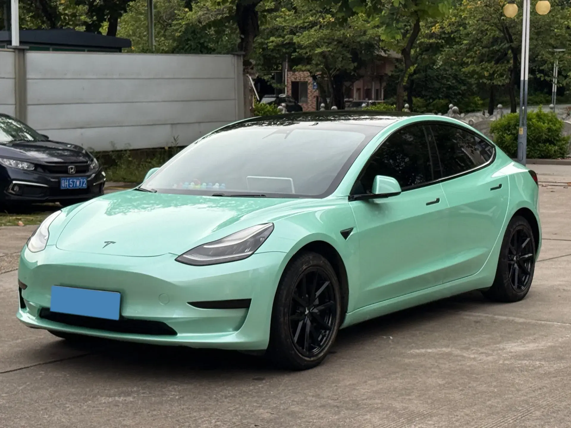 2020 TESLA MODEL view 1