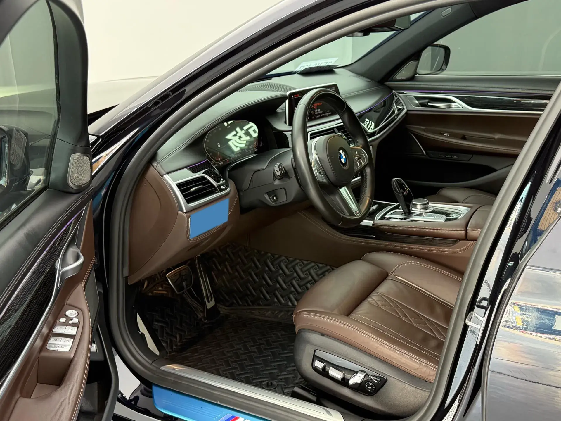 2019 BMW 7 thumbnail 4