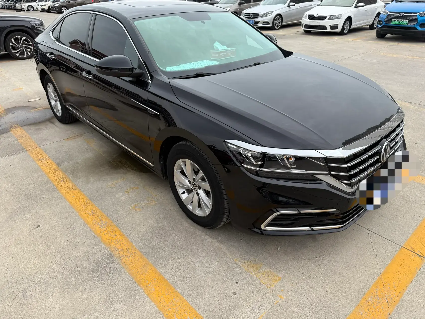 2021 VOLKSWAGEN PASSAT thumbnail 2