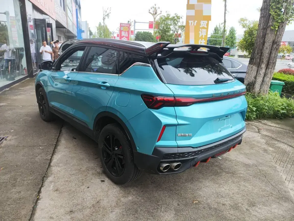 2022 GEELY COOLRAY thumbnail 4