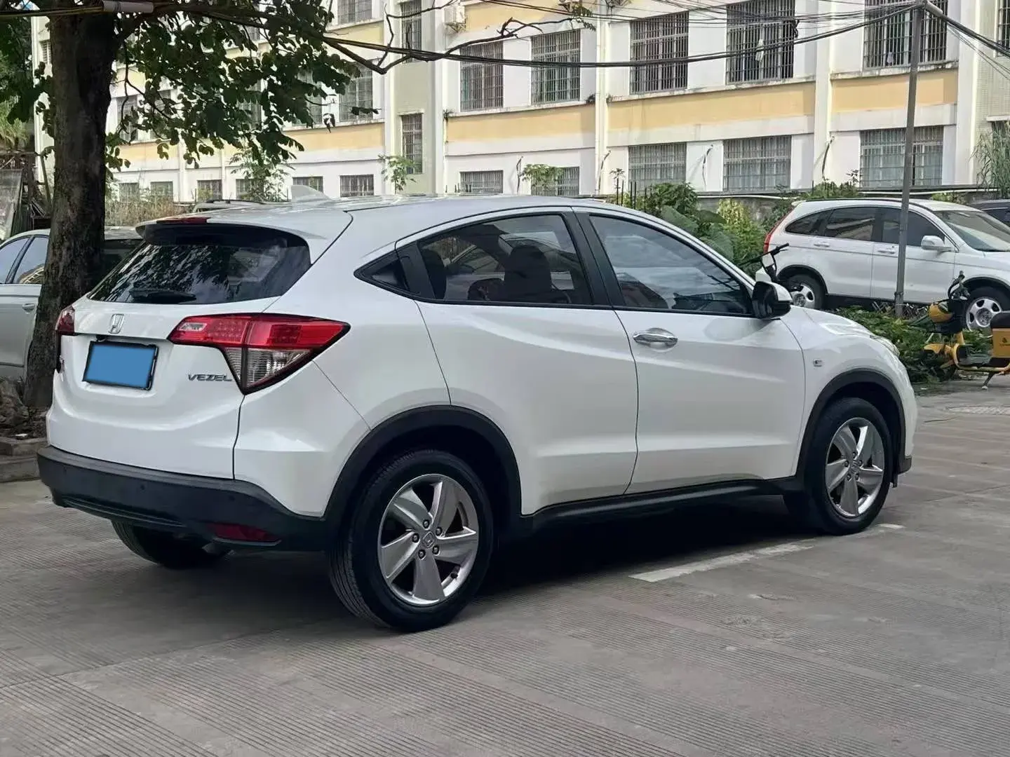 2020 HONDA VEZEL thumbnail 3