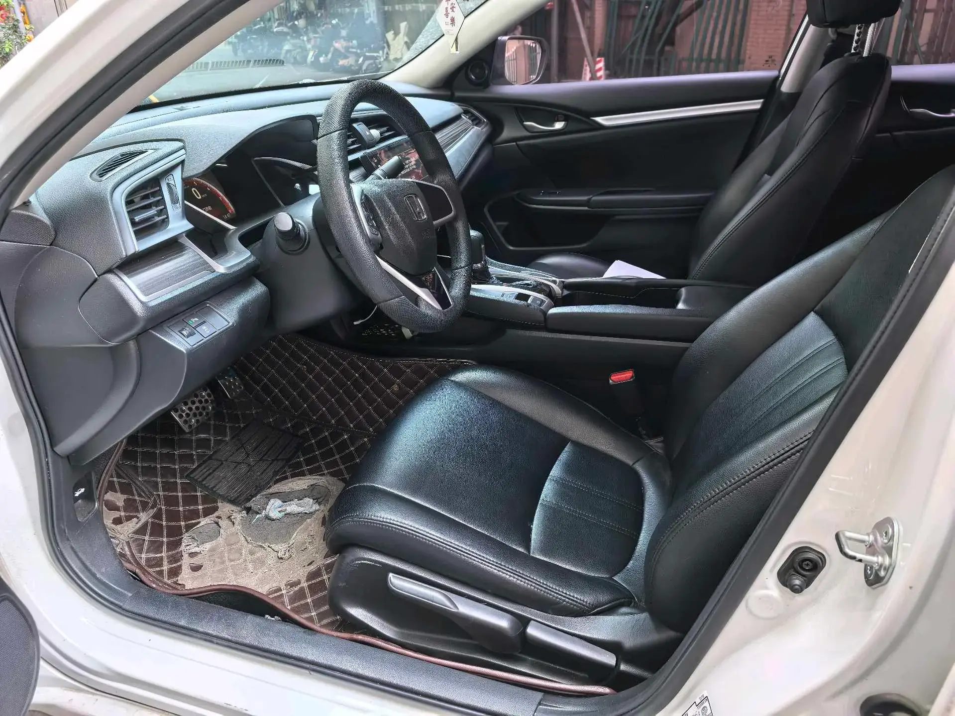 2019 HONDA CIVIC thumbnail 4