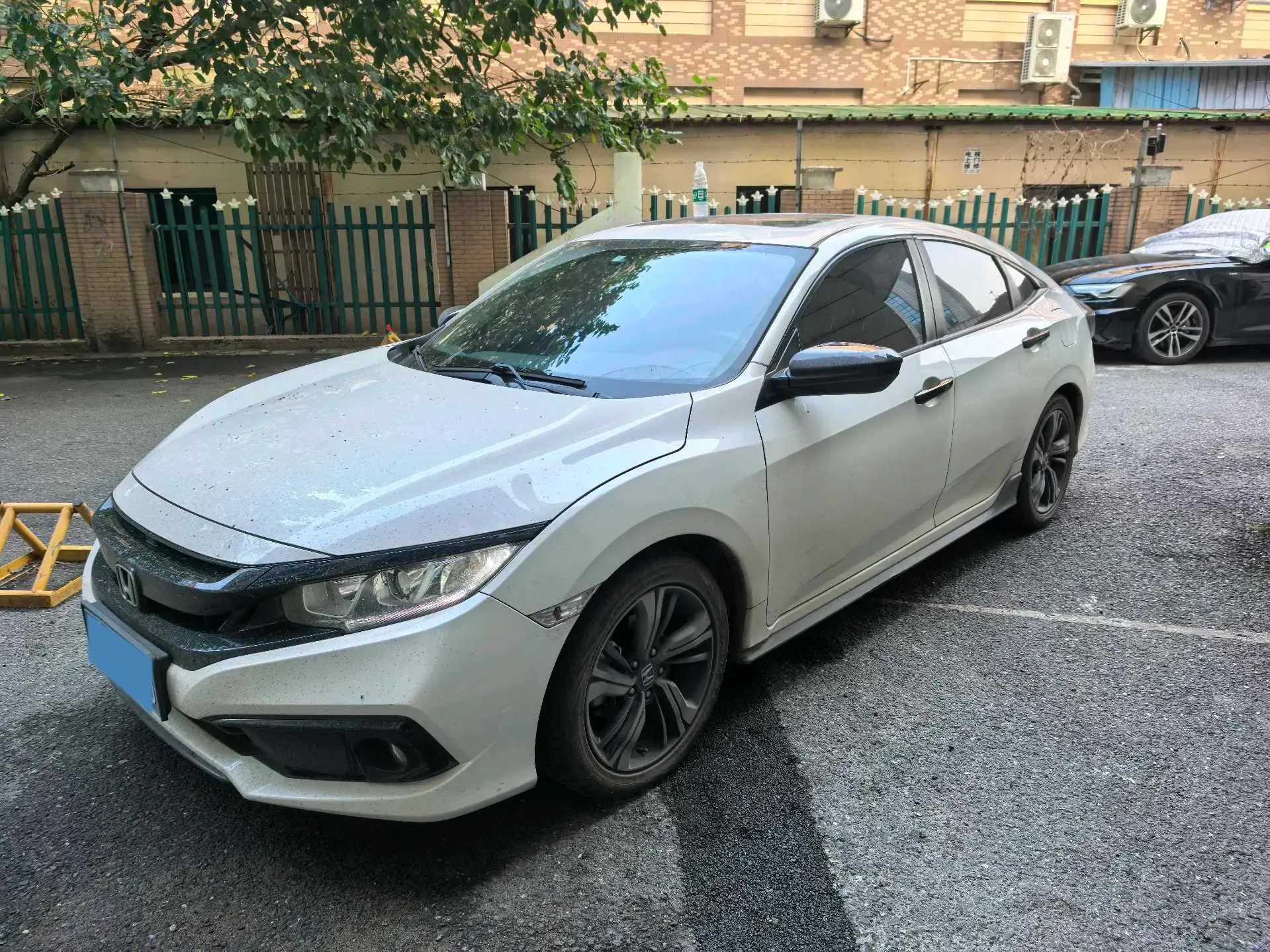 2019 HONDA CIVIC view 1