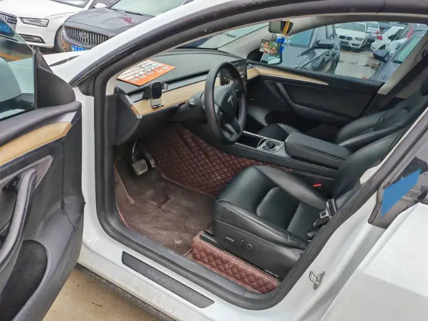 2022 TESLA MODEL thumbnail 4