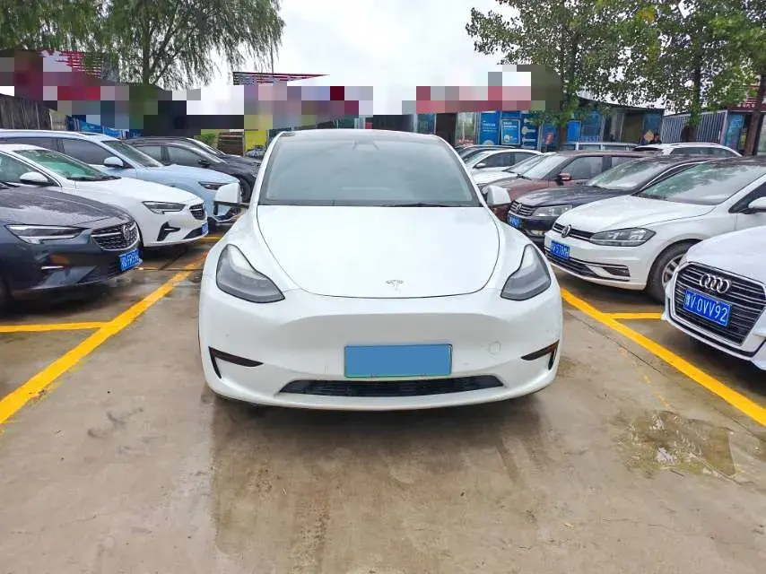 2022 TESLA MODEL thumbnail 2