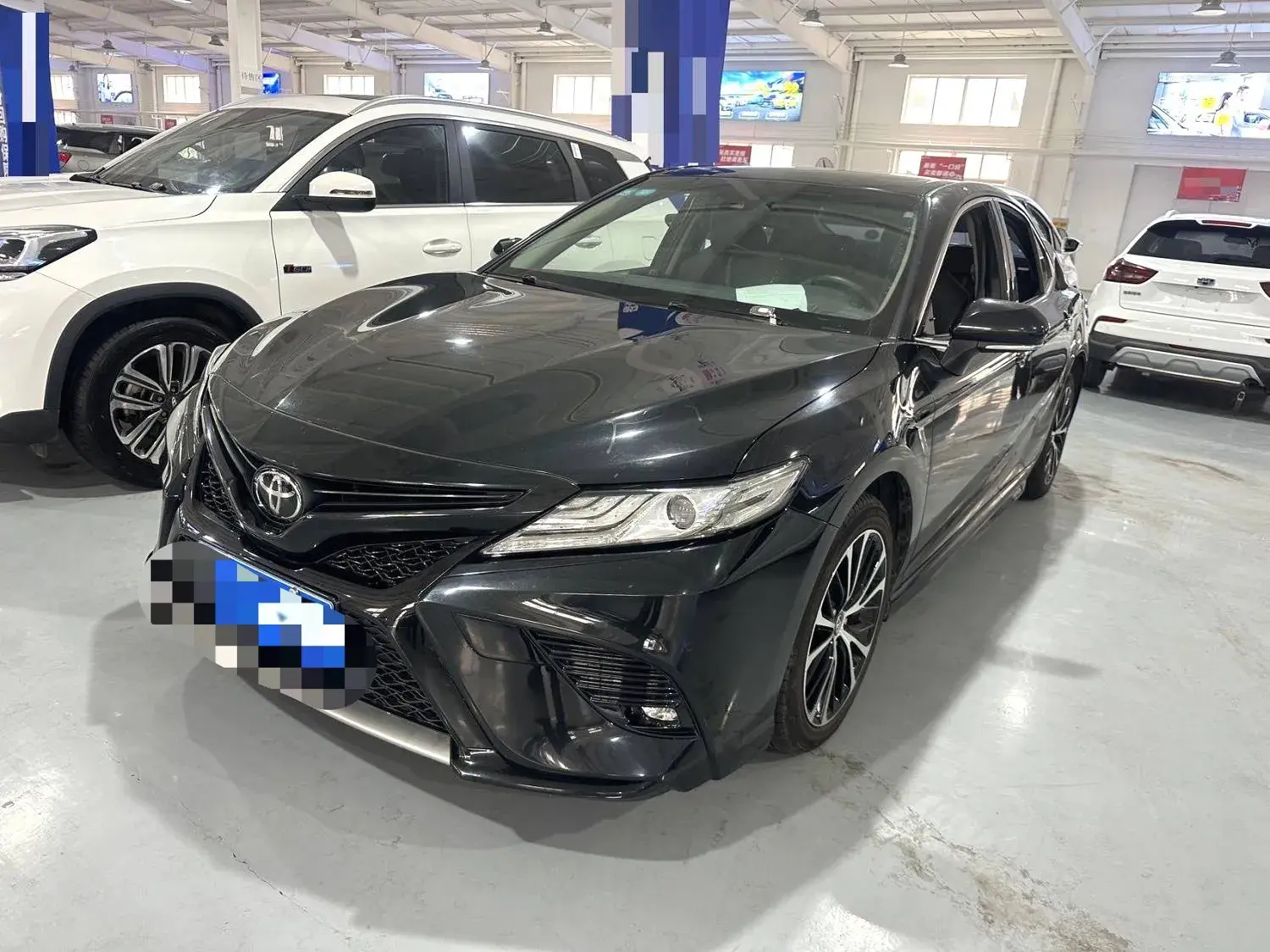 2019 TOYOTA CAMRY view 1