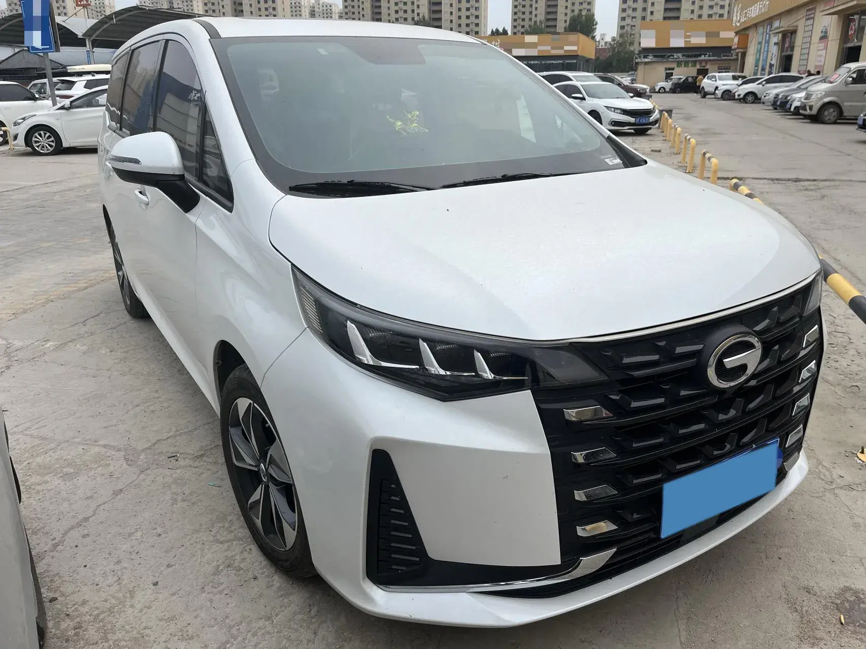 2021 GAC TRUMPCHI thumbnail 3