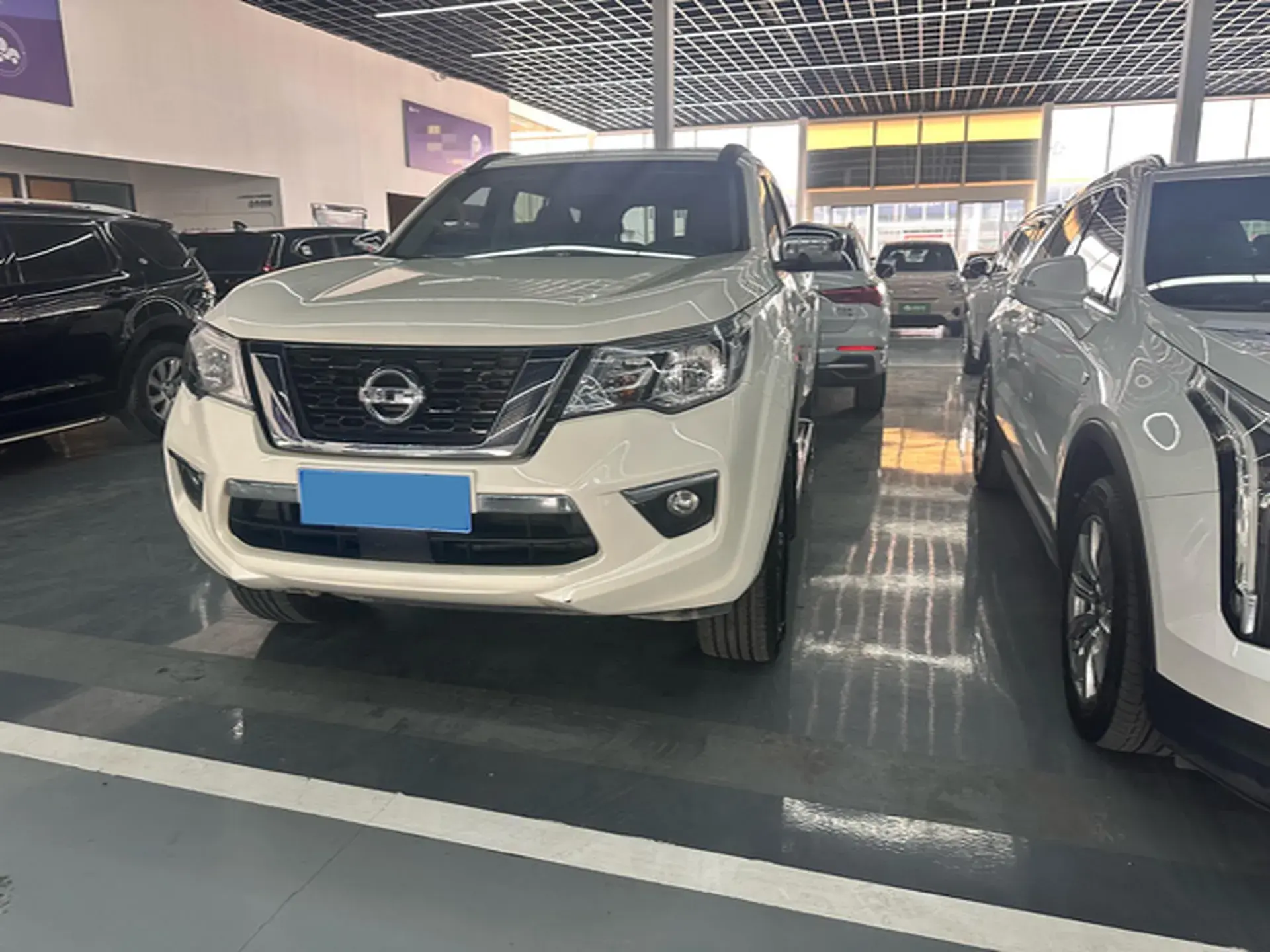 2020 NISSAN TERRA view 1