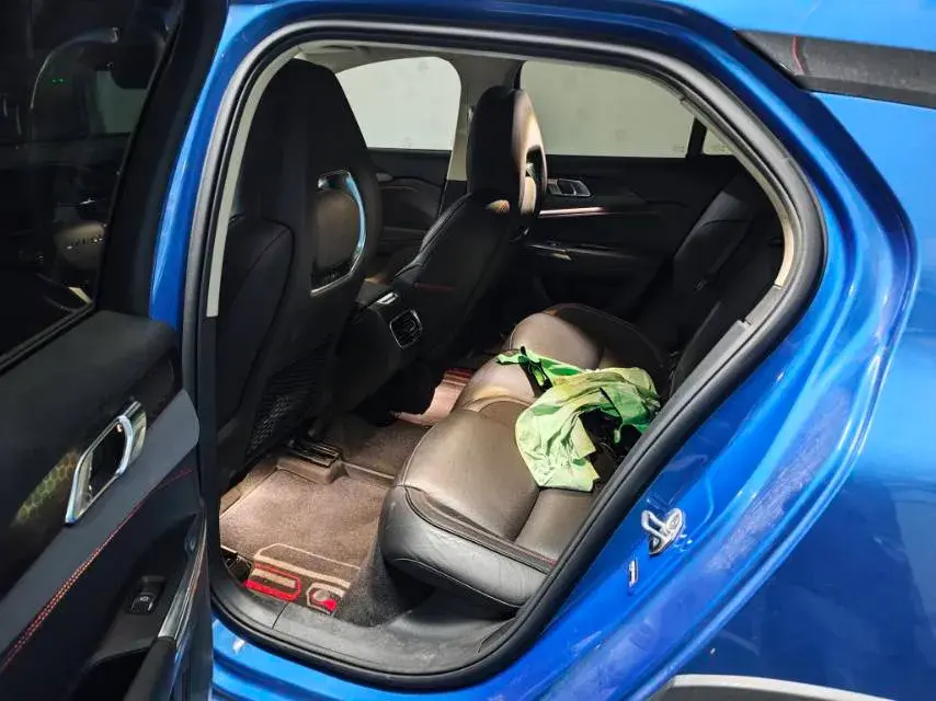 2018 LYNK&CO 02 thumbnail 4