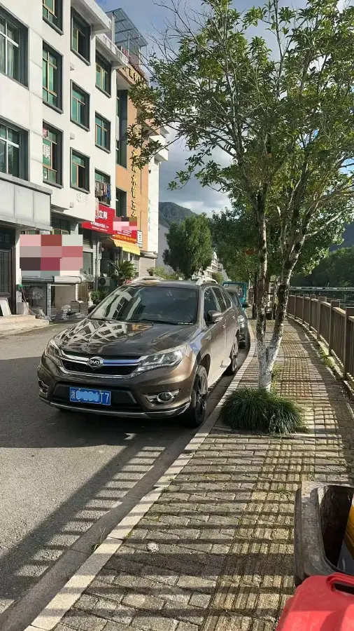 2017 BYD S7 2.0T 205HP L4 6DCT