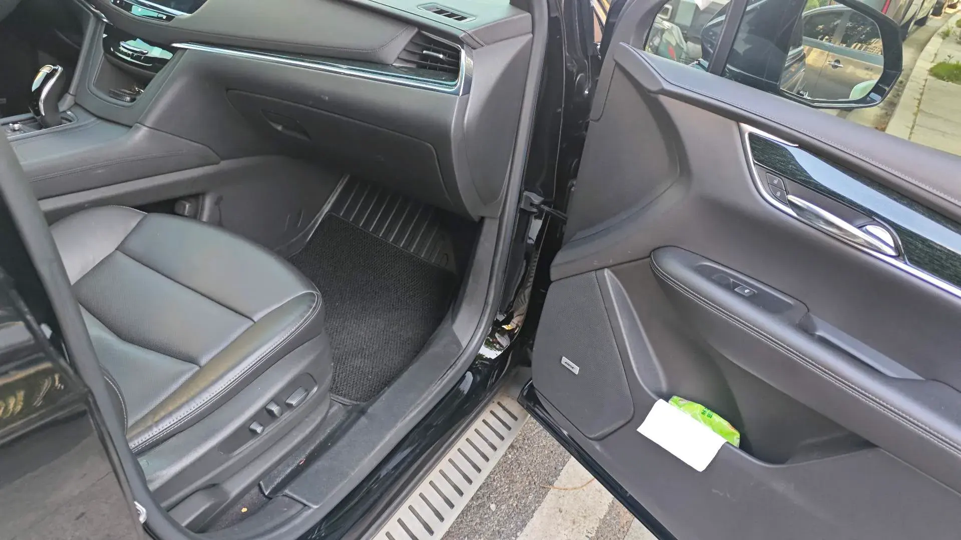 2020 CADILLAC XT5 thumbnail 4