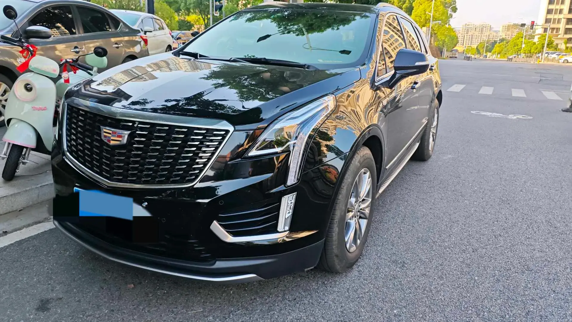 2020 CADILLAC XT5 view 1
