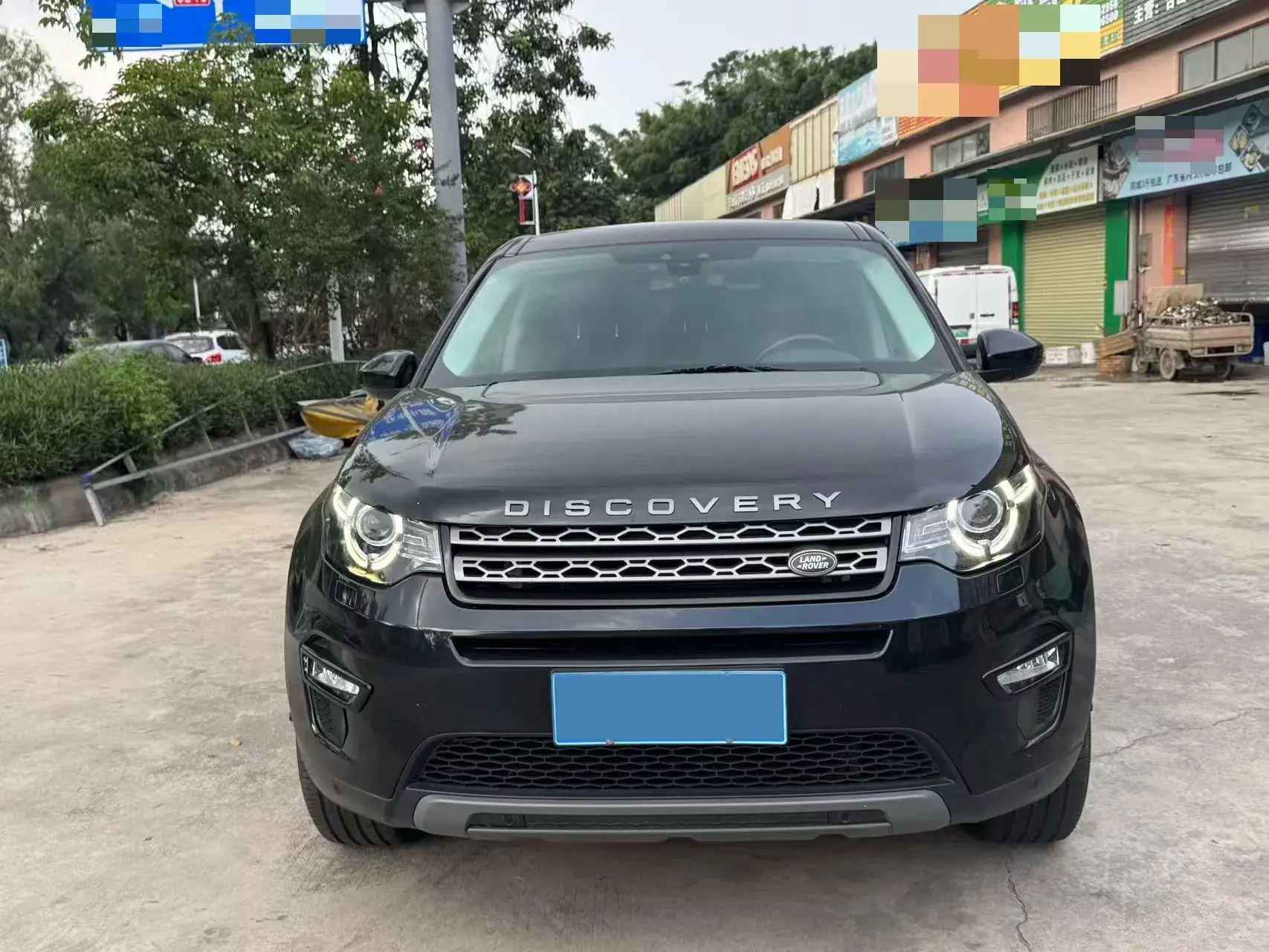 2019 LAND ROVER thumbnail 2