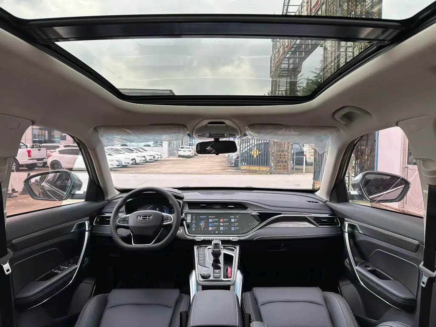 2020 GEELY AZKARRA thumbnail 4