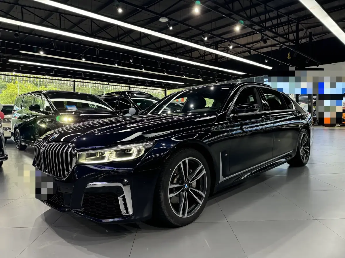 2021 BMW 7 Series 2.0T 265HP L4 8AT