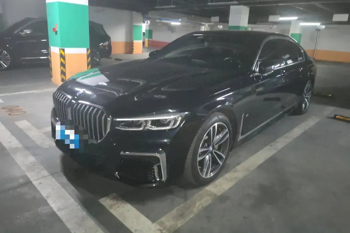 2019 BMW 7 Series 2.0T 265HP L4 8AT