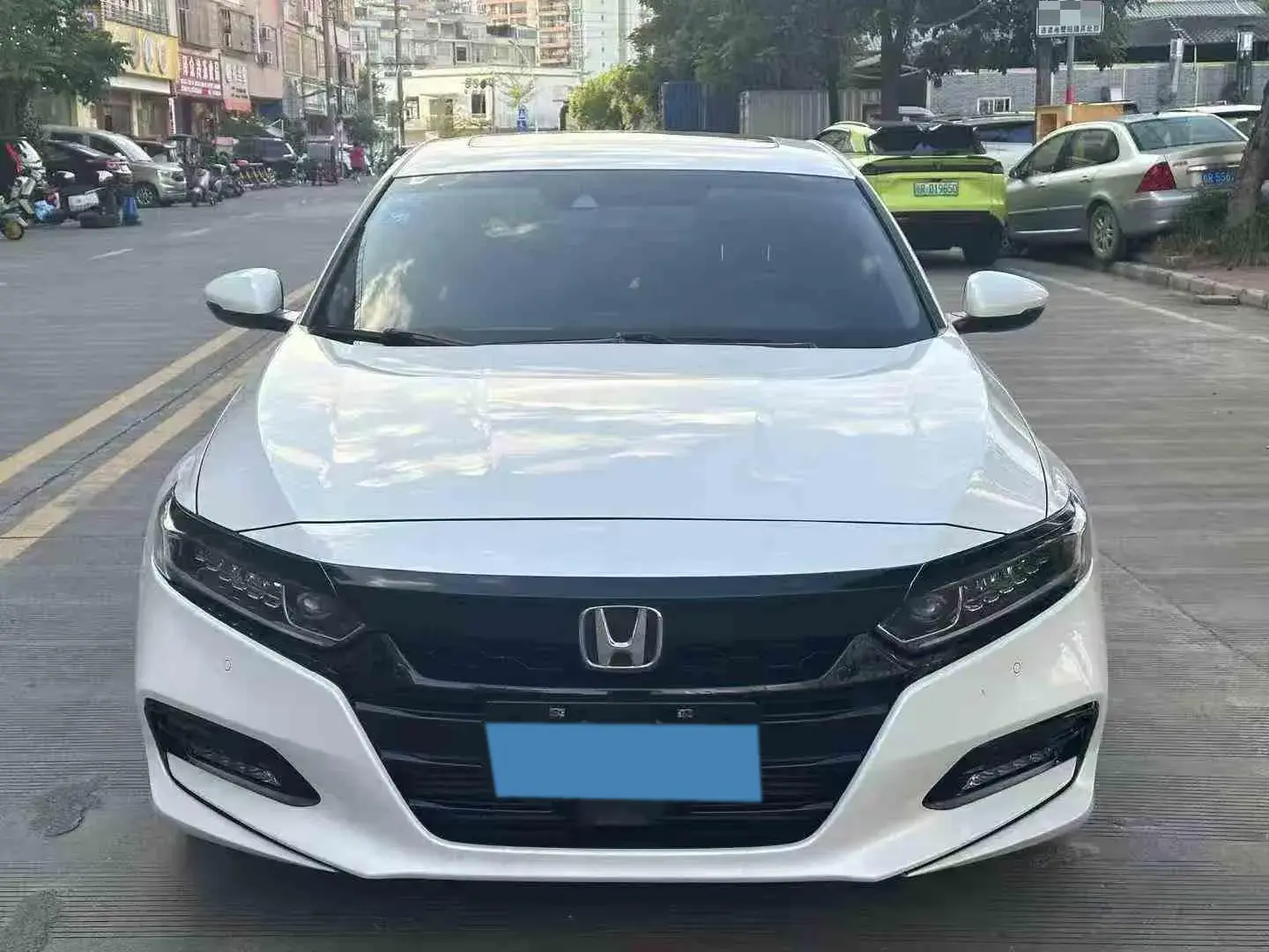 2018 HONDA ACCORD thumbnail 2