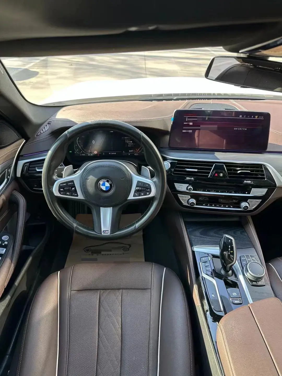 2021 BMW 5 thumbnail 2
